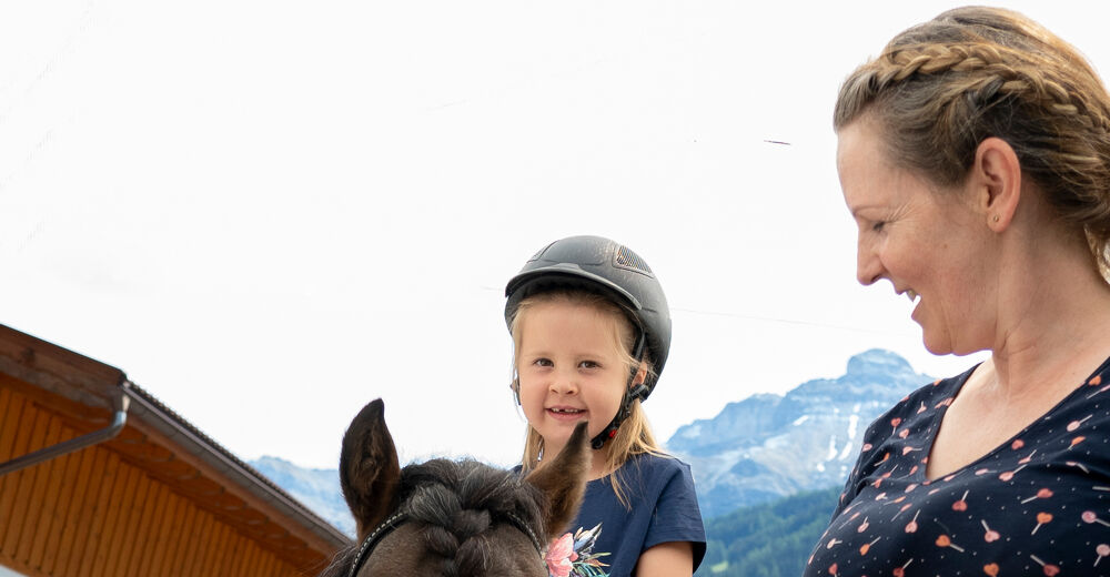 Ponnyreiten im Alpenhotel Kindl